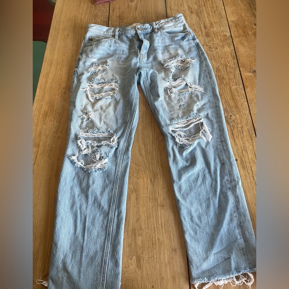 Women’s Kancan mom jeans size 9/28